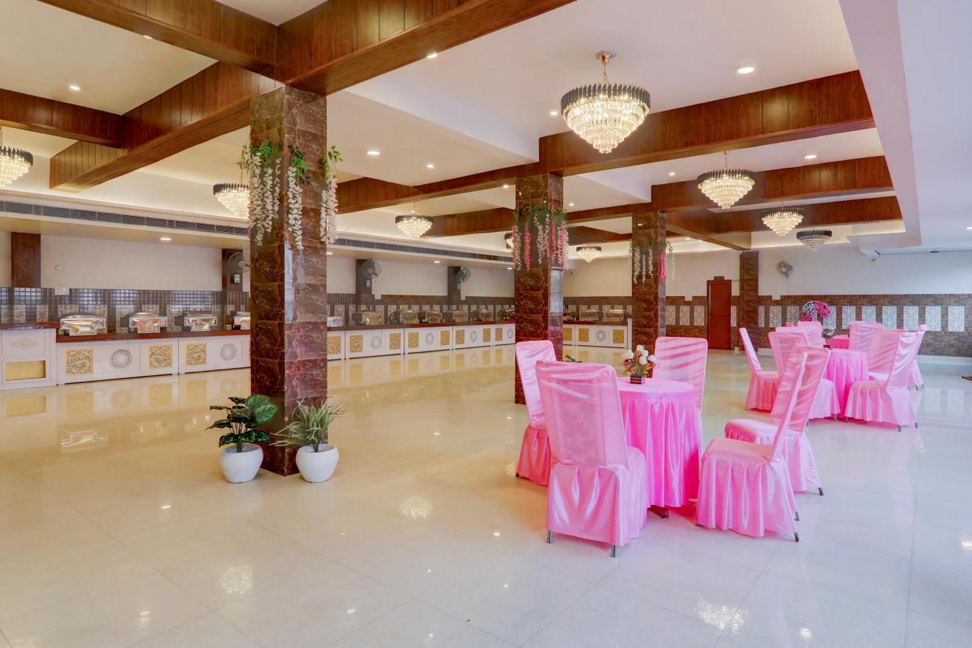 Super Collection O Queen'S Palace Lucknow Luaran gambar